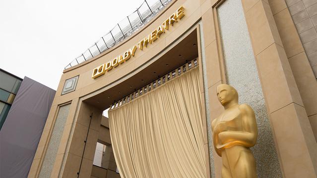 Dolby Theater Oscar Statue Placeholder
