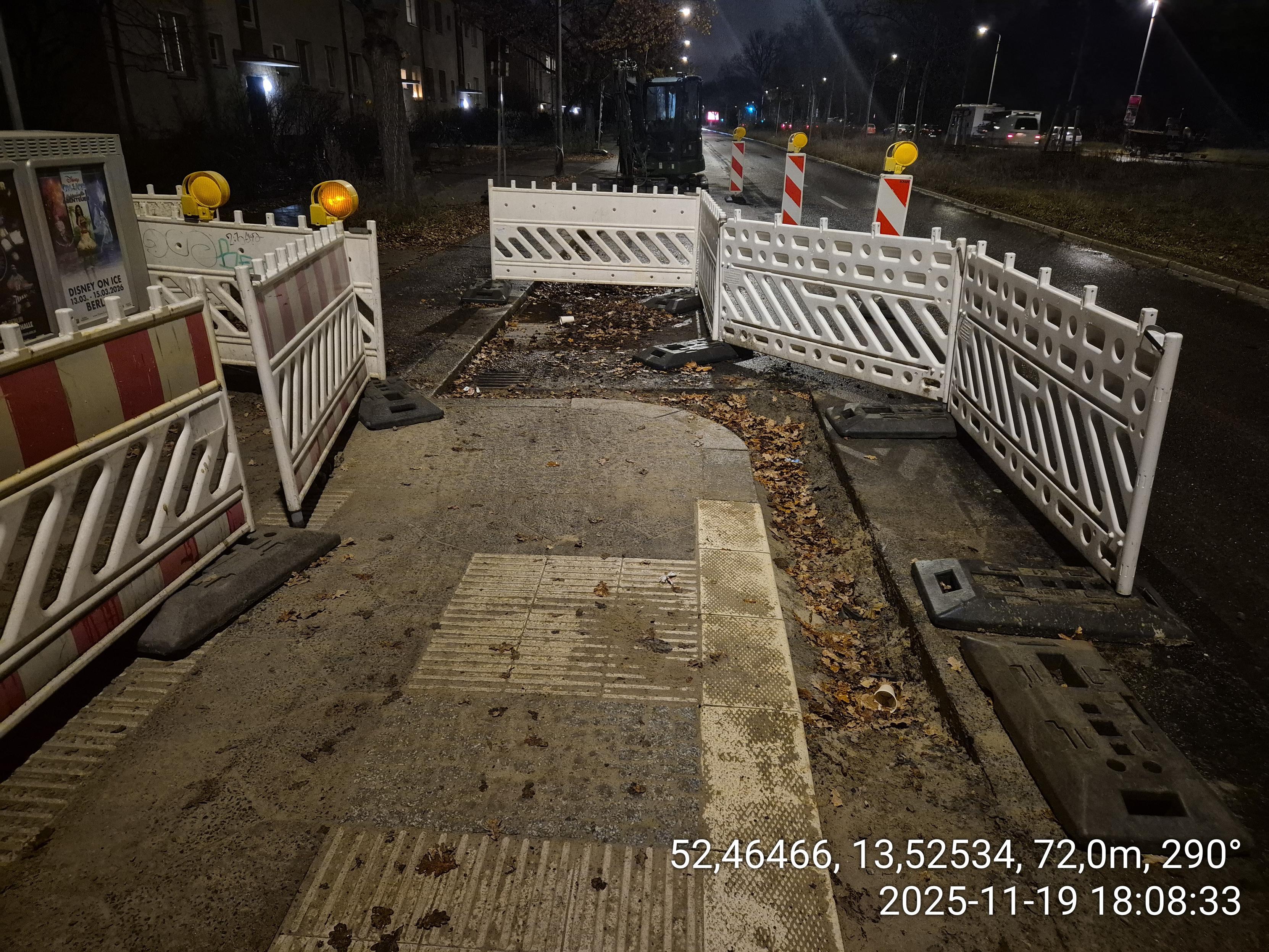 Rückwärtiger Blick von der Gehwegvorstreckung zurück 